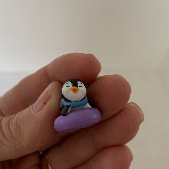 HALLMARK | Keepsake Ornaments | 2016 | Frosty Fun For You. - Picture 4 of 8